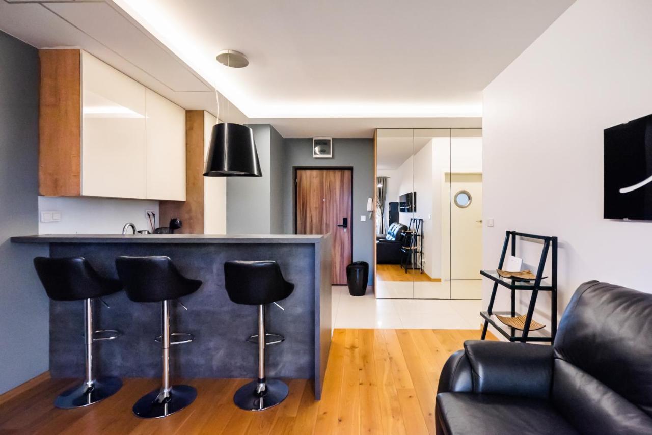 Bakalarska Modern Apartment Warsaw Exterior photo