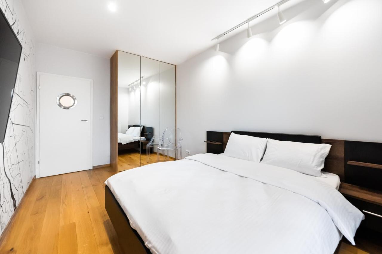 Bakalarska Modern Apartment Warsaw Exterior photo